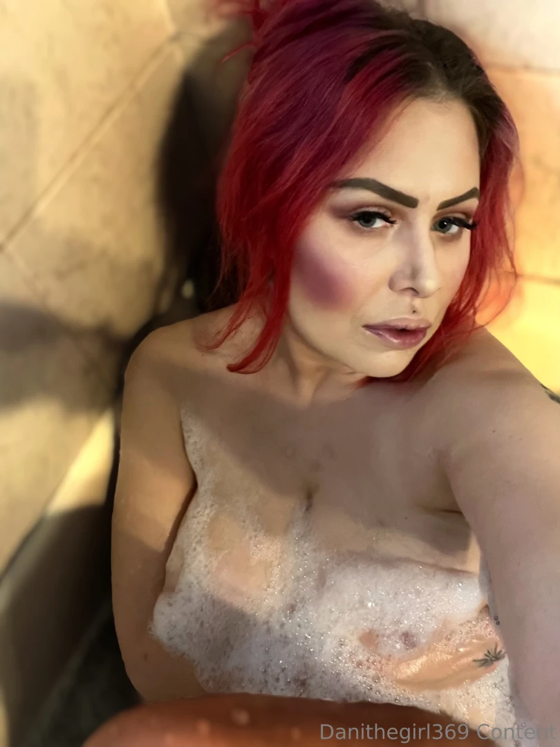 My pussy glitter as gold 