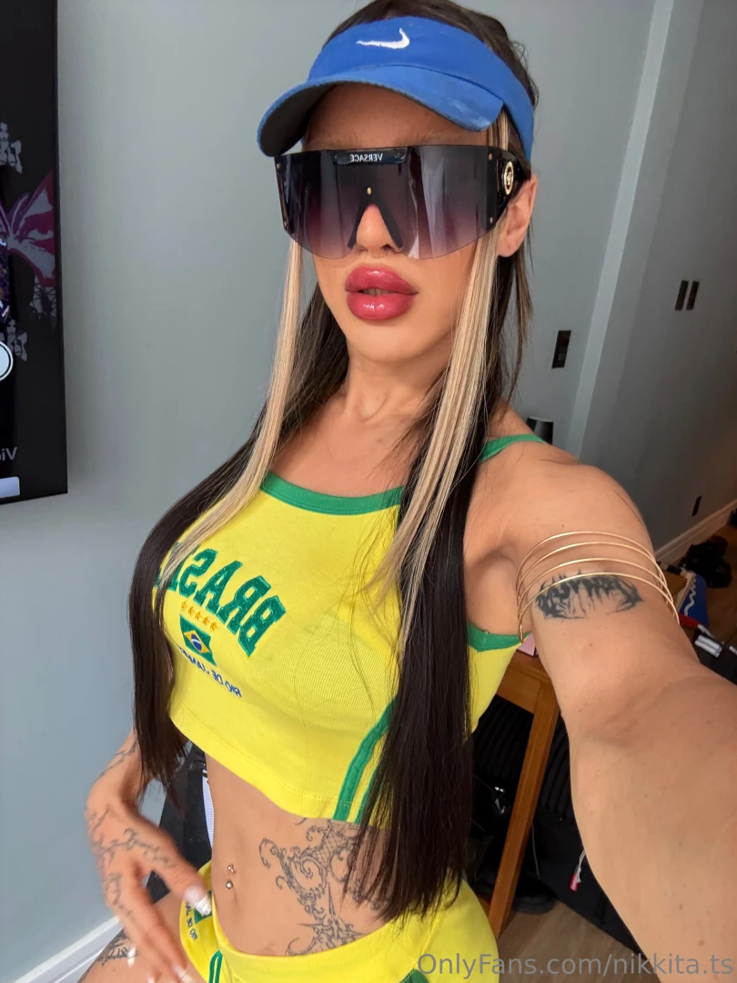 Bright colors are about courage it s about the desire to live loudly 