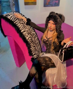 Platforms black knitwear and bright makeup - tonight i styled myself