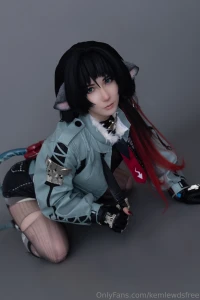 New photo-set out now check your dm s zzz jane doe photo-set picture