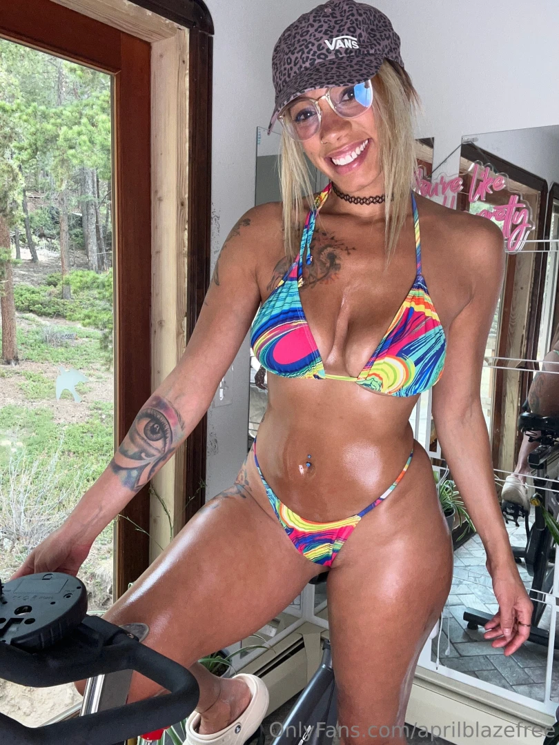 Workout sesshhh aprilblaze 