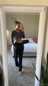 Just giving some energy to the start of the week aprilblaze