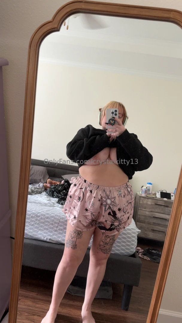 Titty tuesday part 1564 