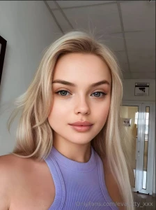 Aria_stark she aria_stark needs your cock more than ever this beauty part 557