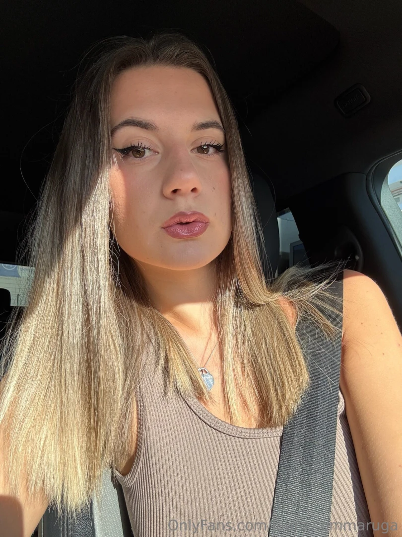 This car s hot i m hotter together we re basically a fire hazard 