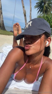 Put lotion on me plsss