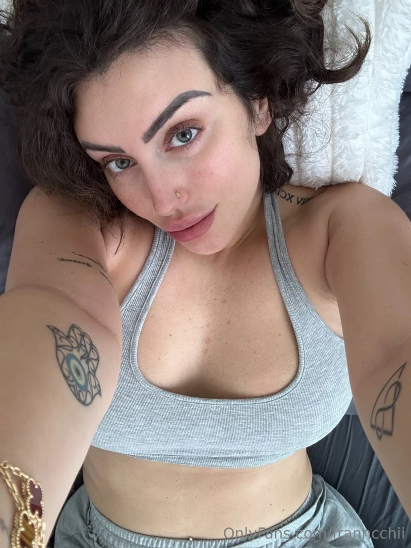 Wishing someone would buy me flowers today if you do i might send you 