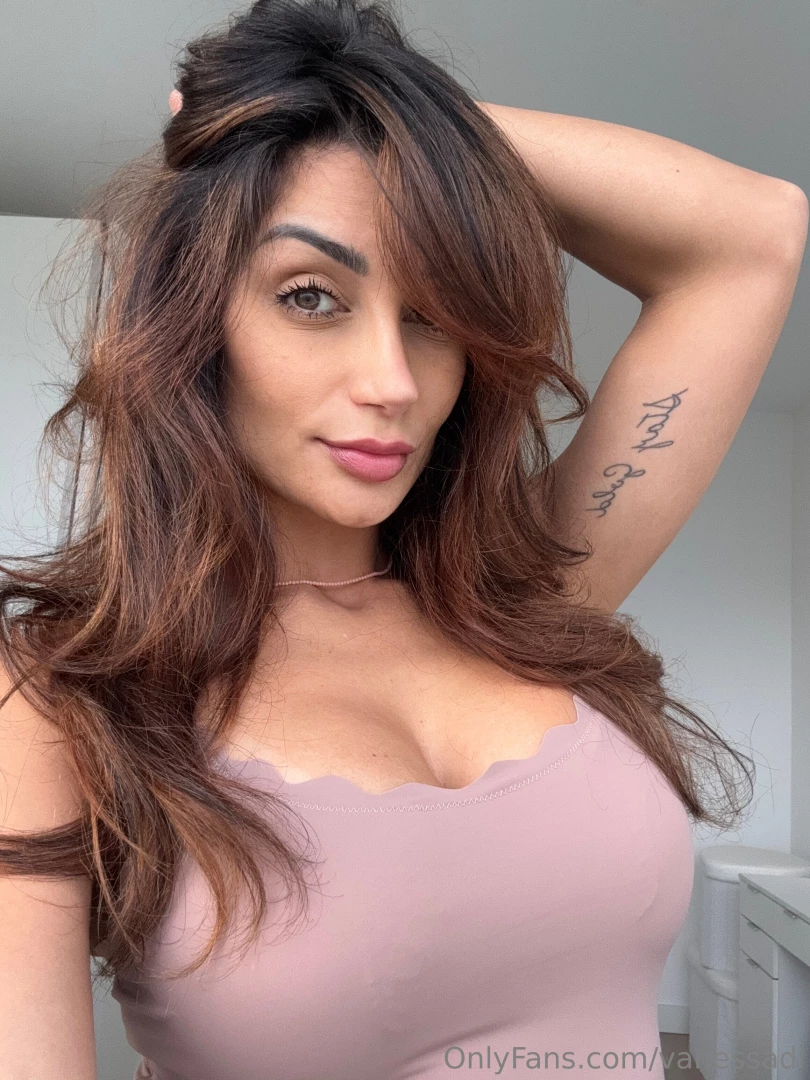 When you looking on me which question you want to ask me text me what 