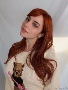 Swipe to see da bear p my new sweater rocks that is all also sorry for part 1