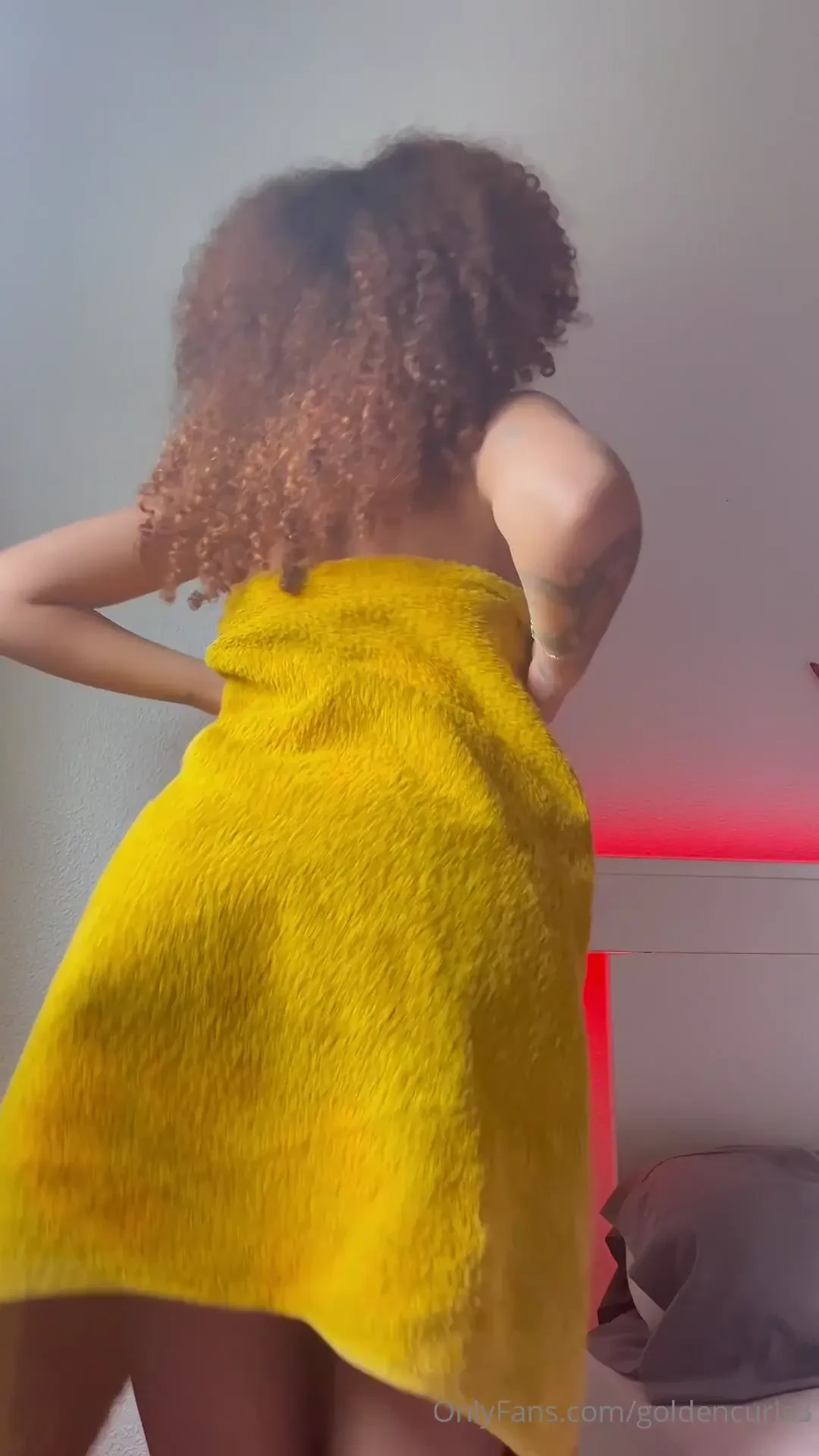 For all my naughty boys who love my ass 