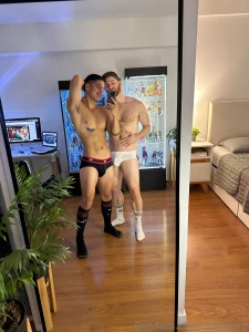 Hey all my content with my gym bros are in here caroalvarovip only for