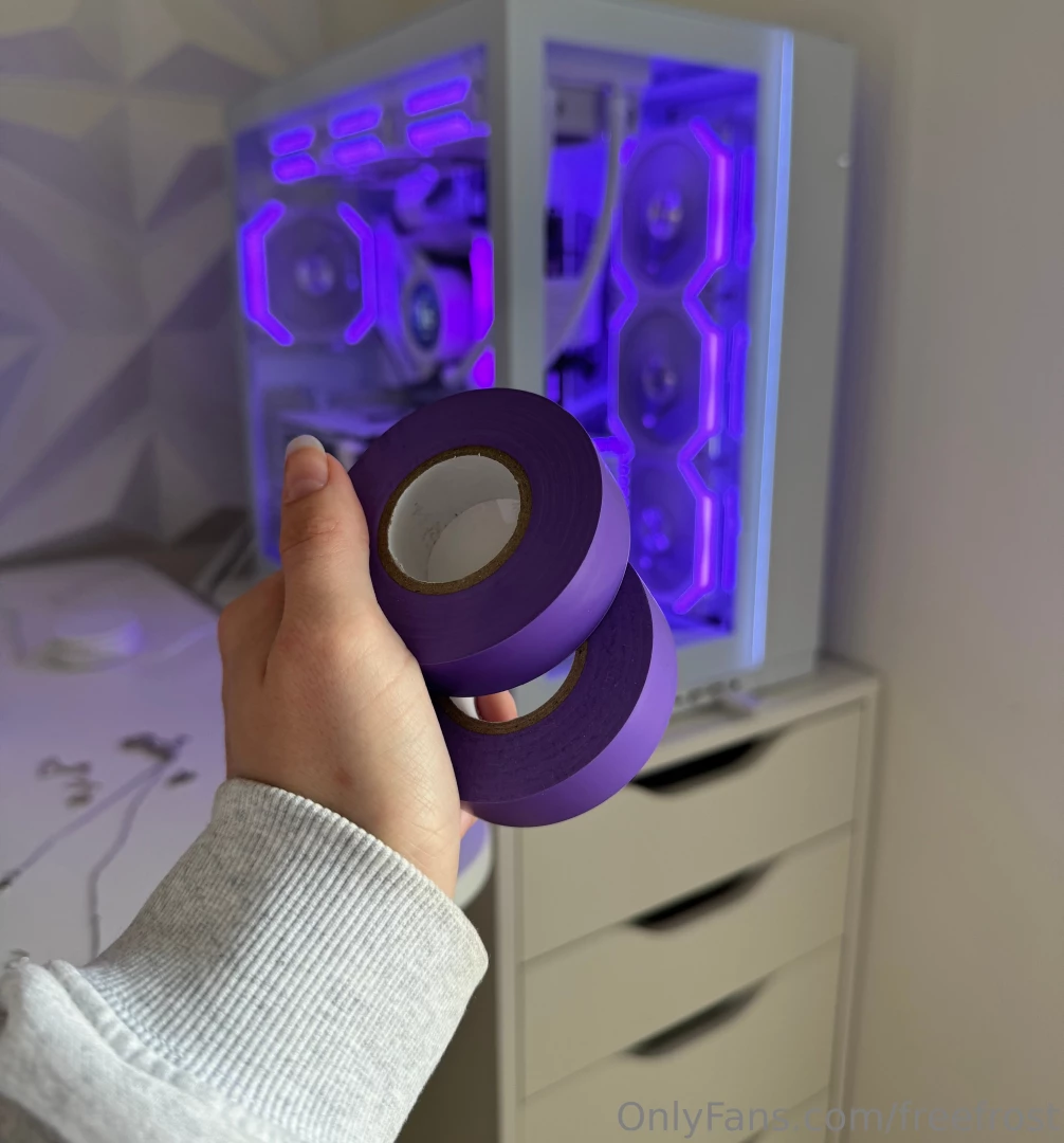 This is what i ll be wearing for this weeks set the only tape set is 