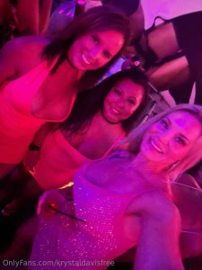 Love my girls go give my hotwife friend camerynmorievip