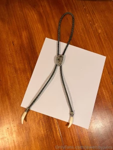 Here a look at the finished bolo neck tie i made last week part 1