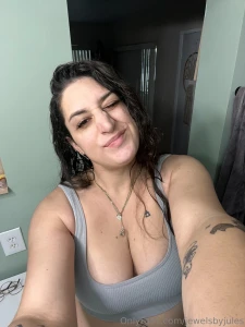 Feeling so tired after a looong day at work all i want now is your