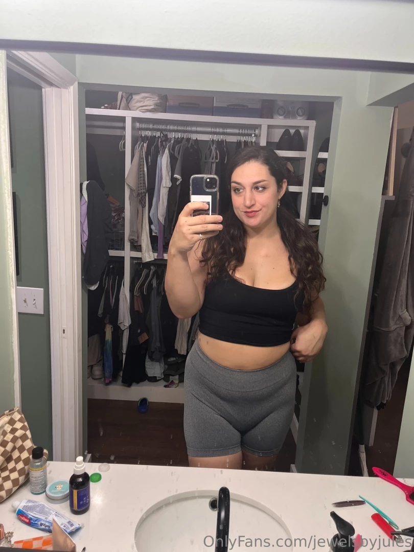 I want to know your wildest fantasy about me dm me and tell me 