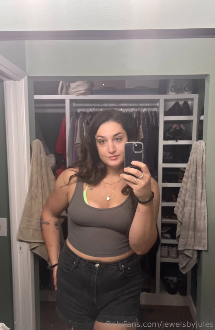 Stormy weather keeping me stuck inside all day hmu and let s have some 