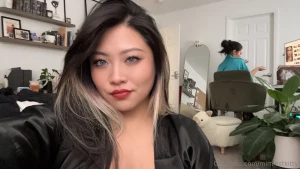 How are we feeling about the red lipstick part 1