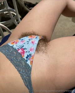 I know you re curious about my hairy pussy that s why i m doing a 3
