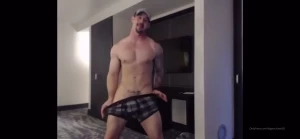 So here s a wiggle clip from the avn expo in vegas a few years ago
