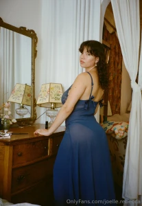 Intimate moments come and join me