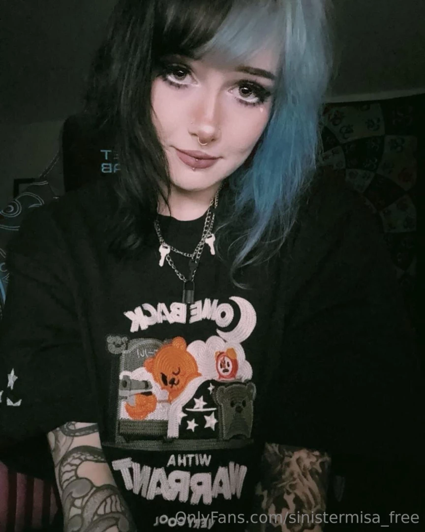 If you stopped scrolling you are officially under my spell 