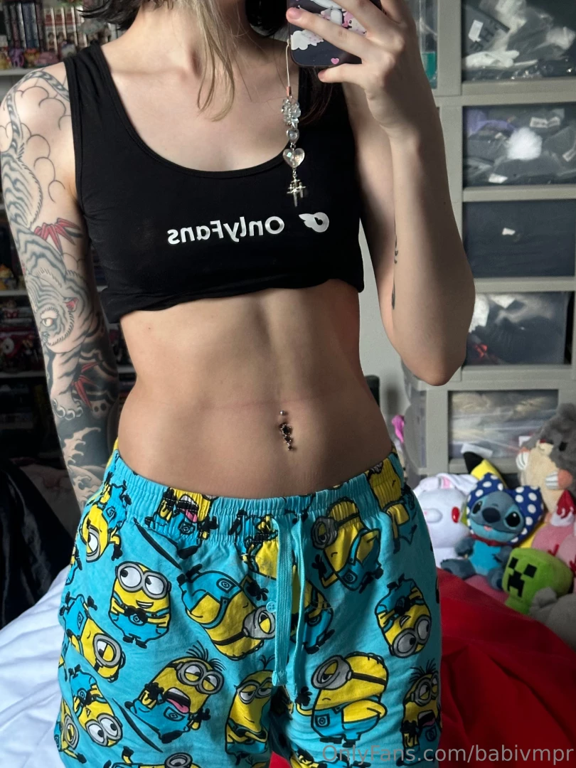 Its so hot out yall im dying fr 