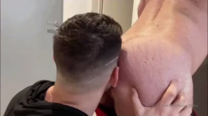 38 min of very wet and non-stop sex delicious fucked with thebeardx