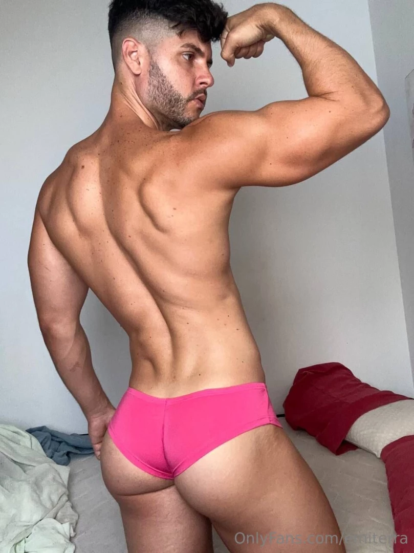 Cubangentleman e_rosxxl don t miss the best ass in action and his 