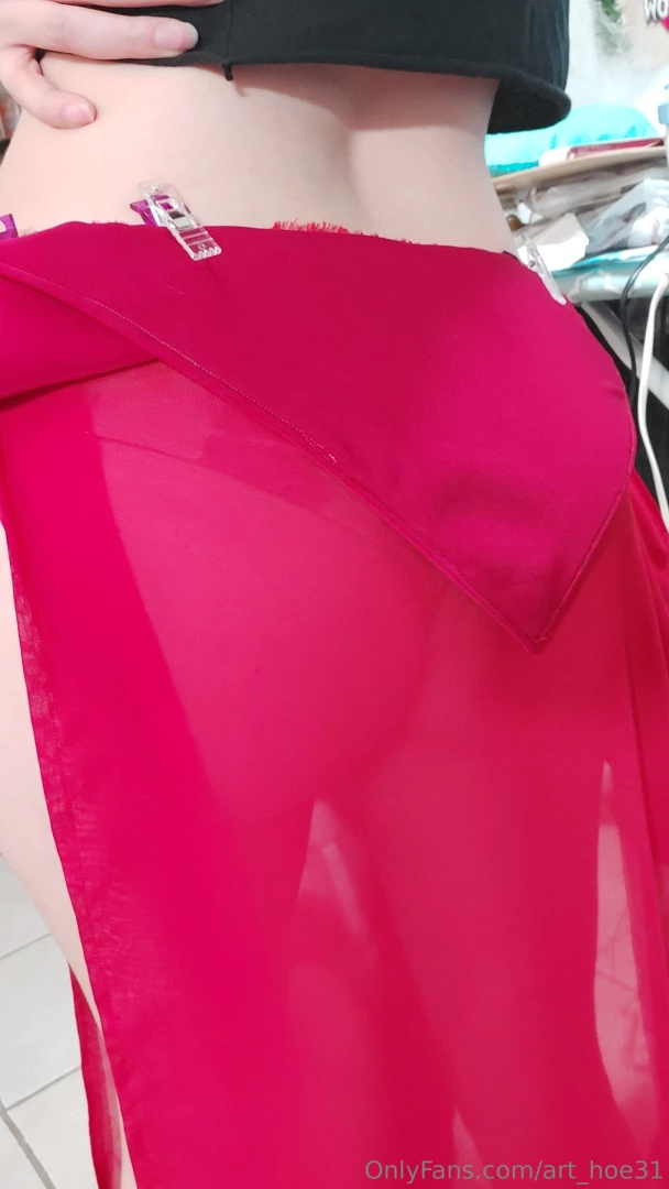 Skirt is coming along nicely 