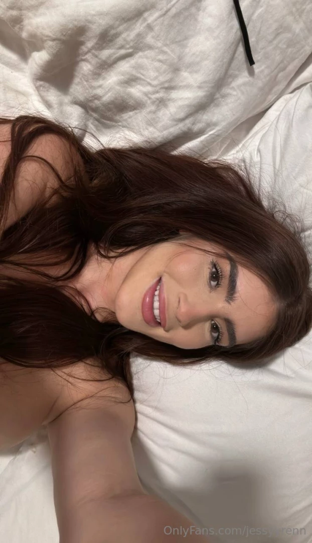 Hey guys i m answering your messages check dm 