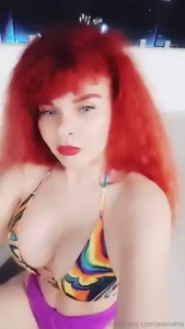 Recorrerme el cuerpo con la lengua