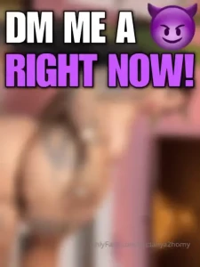 Wanna see my asshole want me to spread my holes open so that you can