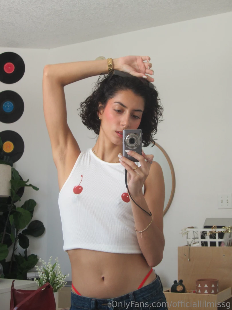 What content do you want to see more of dm me 