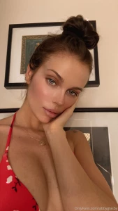 Me waiting for you to dm me back like