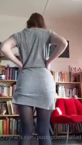 A sexy striptease for you i love how my ass feels when it slides in