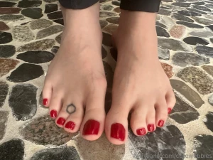 Friendly reminder that i keep track of how much each footboy has spent