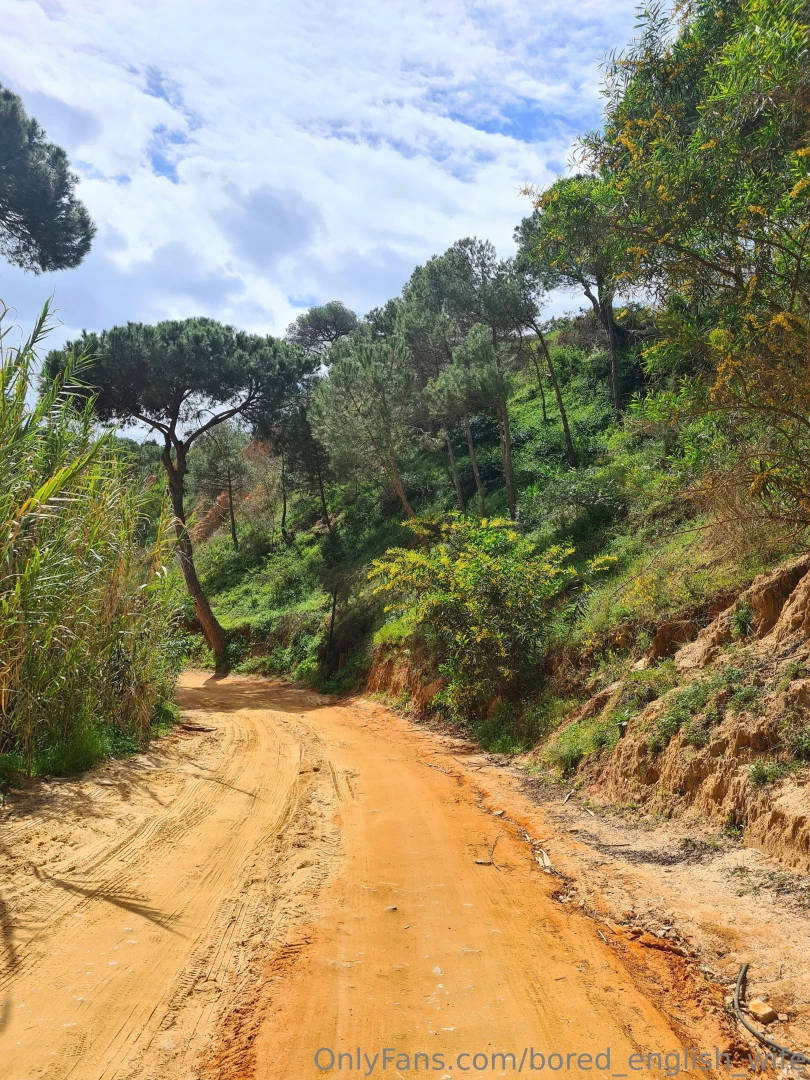 A lovely little amble down a dirt track yes i said dirt track popped part 2 