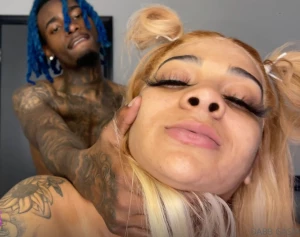 She said hold me like this daddy so i did