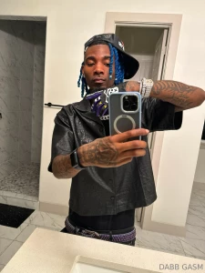 Alright real talk what kinda heat do y all wanna see i m listenin tell