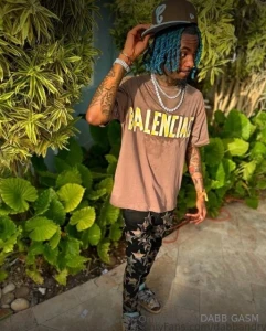 Standing like this cause i know what i m packin hurry up i m waiting part 1