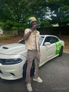 Stepped out for some air ended up posted for a minute pulled up to