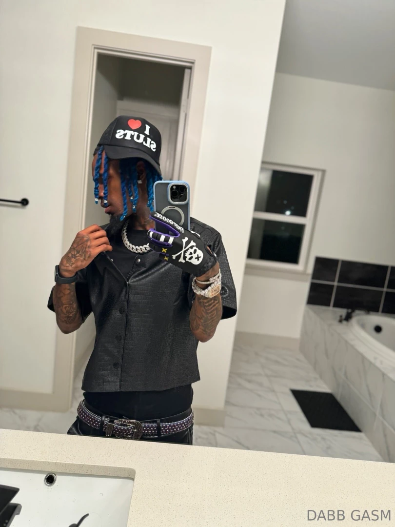 One of my fav fits i like how put it on 