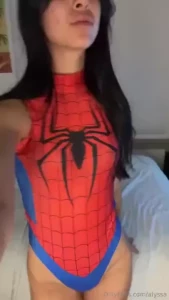 Tell me one of your kinks i might just make it happen