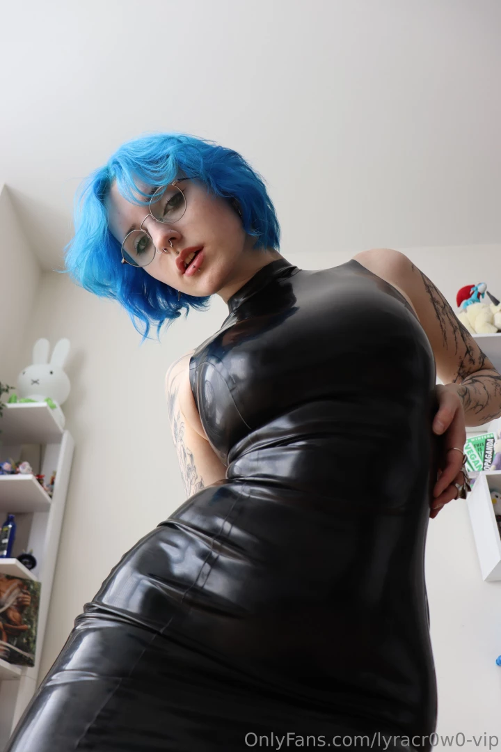 All your latex dreams coming true 