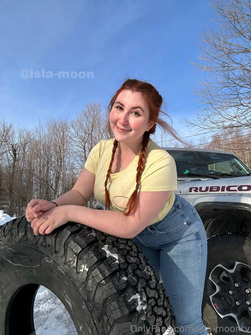 The bigger the better isla-moon 