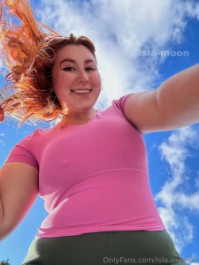 I love teasing you my nips how about the real thing https onlyfans com