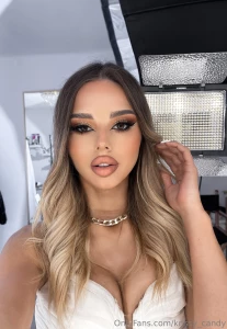 I think if you put my wavy hair on your fist it would be better