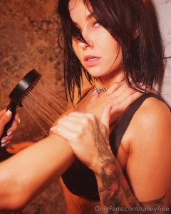 I had the most incredible dream last night it was like a extra wet