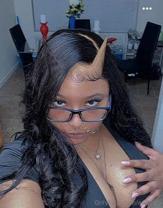 Met her on tinder she got a little too curious part 3